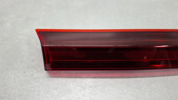 Moldura & Refletor Esquerdo Portinhola Opel OE OEM image 5