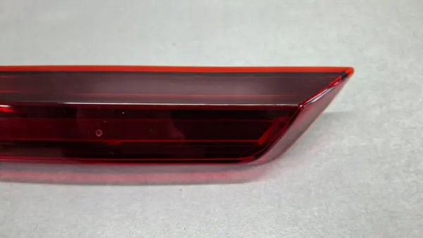 Moldura & Refletor Esquerdo Portinhola Opel OE OEM image 6