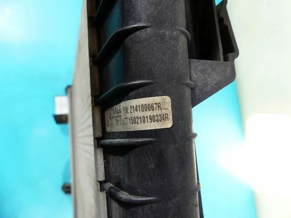 Radiador de Agua Renault Fluence 09-12 1.6B 16V OEM 214100067R image 9
