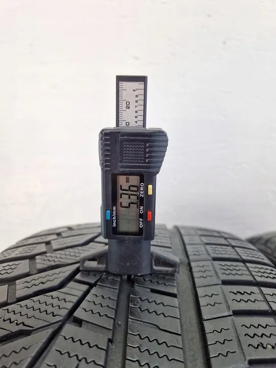 Hankook Winter i*cept evo2 W320 235/45R18 98V XL image 3