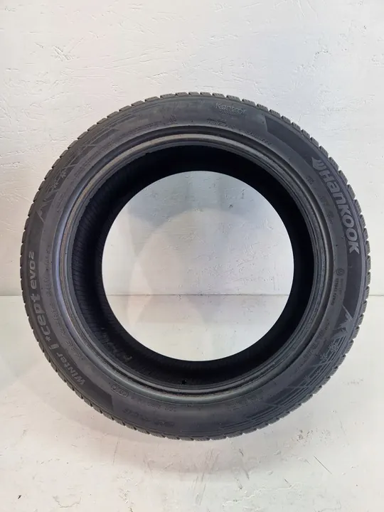 Hankook Winter i*cept evo2 W320 235/45R18 98V XL image 4