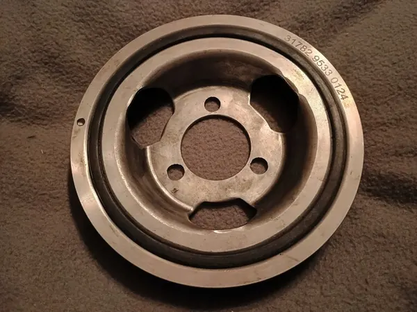 Febi Bilstein 31782 Polea del cigüeñal image 2