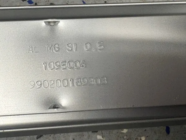 Guías Carril Equipaje Audi A6 C6 OEM 4F9860378C image 5
