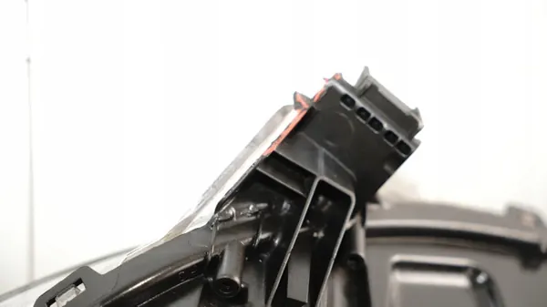 OEM LAMPA PRAWY PRZÓD PRZEDNIA PEUGEOT 208 12-15R image 8