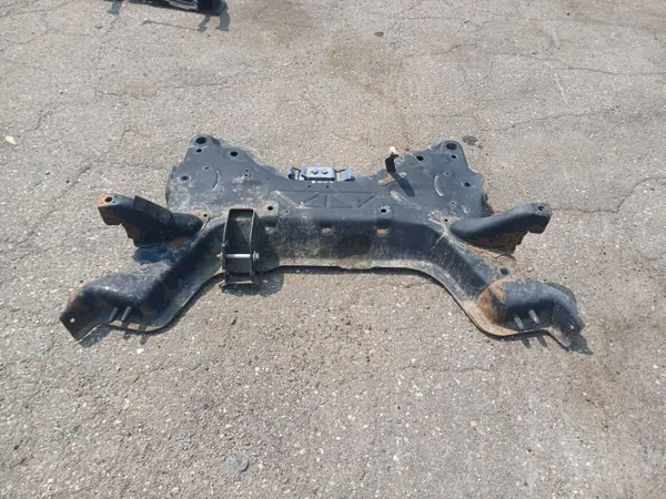 Esquis dianteiros OEM MTL28880 para Peugeot 3008 I image 3
