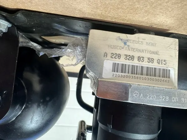 Bloco de válvulas OEM A2203200358 para Mercedes SL R230 image 5
