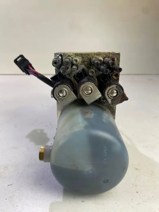 Bomba de teto Volkswagen Eos usado OEM 1Q0871789E image 4