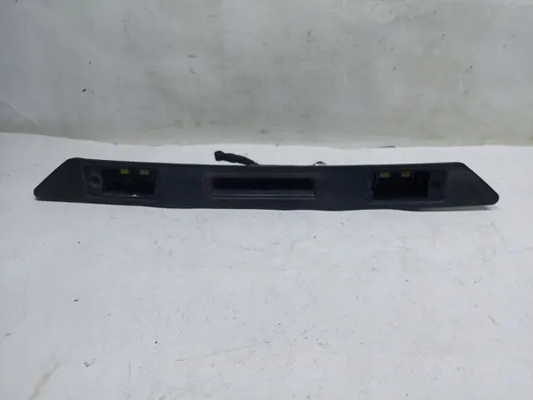 OEM 8P0827574 Bakluckkant Audi A3 8P image 3