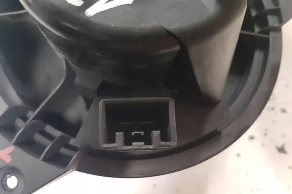 Calefactor FORD FOCUS 1.8L diésel 2000 image 3