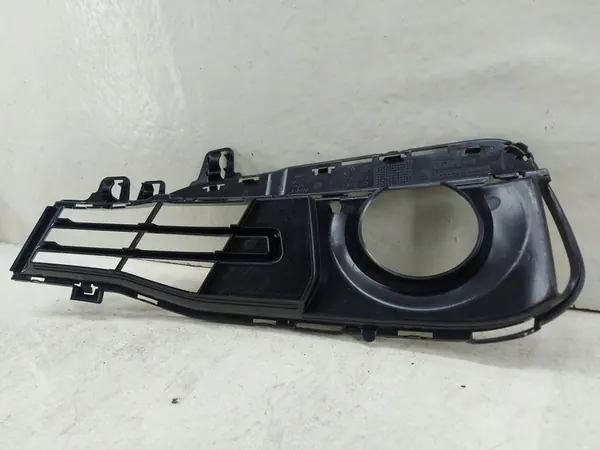 Griglia paraurti anteriore destra BMW 3 F30 F35 F31 image 6