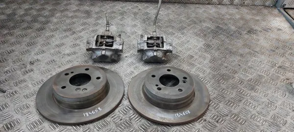 Gebrauchte Mercedes Bremscheiben & Bremssättel Heck W210 E300 image 2