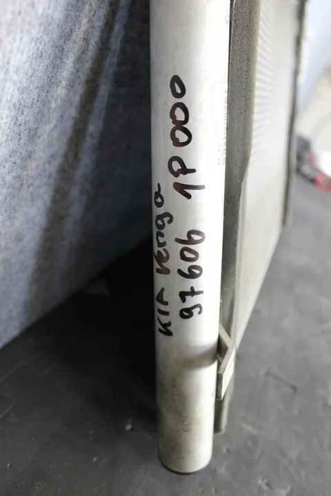 HYUNDAI IX20 10- KIA VENGA Ilmastointikondensori 976061P000 image 3