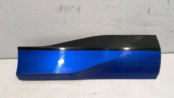 J9D3-274A48 Höger Bakdörrlist för Jaguar I-Pace image 2