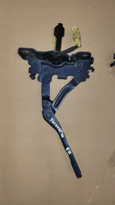 Motorkapscharnierset OEM Y3Y voor Hyundai Tucson III 15-20 image 3