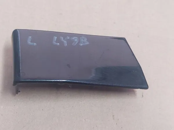 AUDI A3 8P Garniture de garde-boue avant gauche LY9B image 1