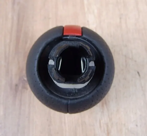 Hyundai i30N III Gear Shift Knob OEM 43711S0100 image 4