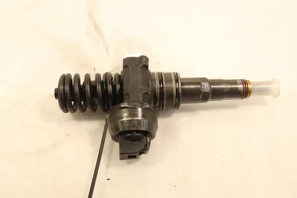 Inyector OEM 0414720314 para Seat Ibiza IV 1.4TDi image 4