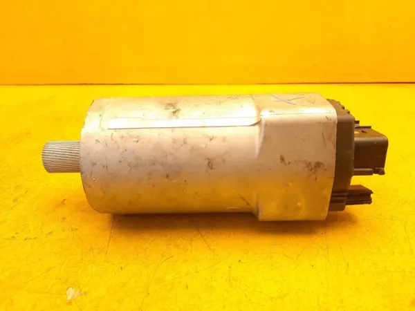 Mercedes-Benz S W223 Maybach Motoractuator 4572017000 image 4