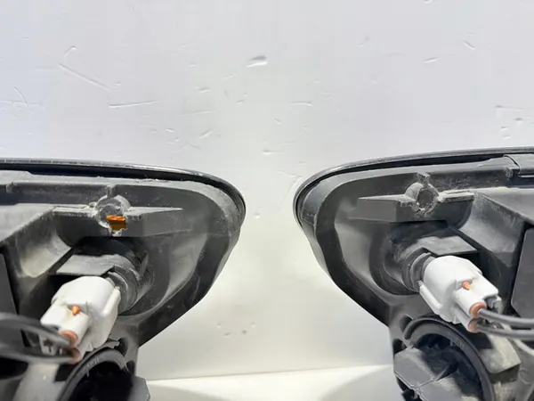 Volvo S40 V50 Ajovalot Vasemmalle Oikealle 30698885 30698886 image 8