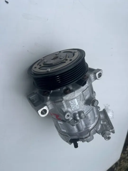 Compressor de ar condicionado Dodge Hornet image 2