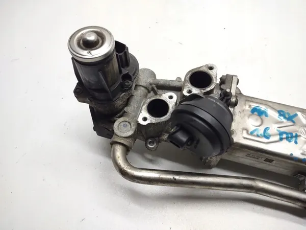 EGR-venttiili jäähdyttimella Polo 6R A1 8X Ibiza 6J Rapid Fabia II 1.6TDI image 2