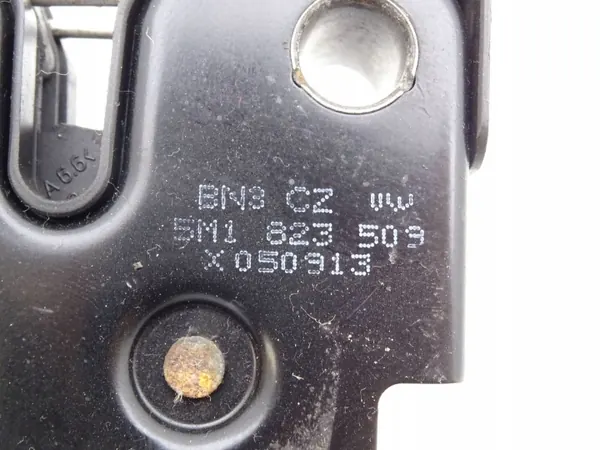Serrure de Capot VW Golf 5 Plus OEM DRC98799 image 3
