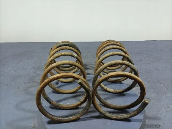 Ressorts de levage arrière Mitsubishi Pajero II OEM Lochow-324890- image 3