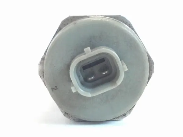 Válvula Presión Combustible Mazda OEM 098300-0160 Usado image 3