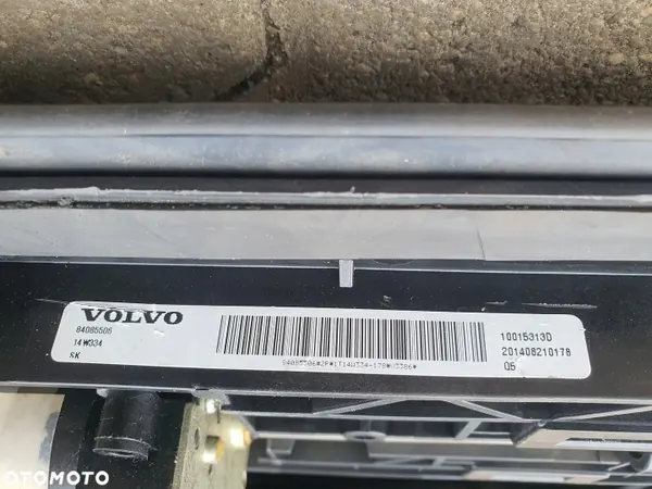 Toit ouvrant Volvo FH4 OEM 84085506, cabine haute image 7