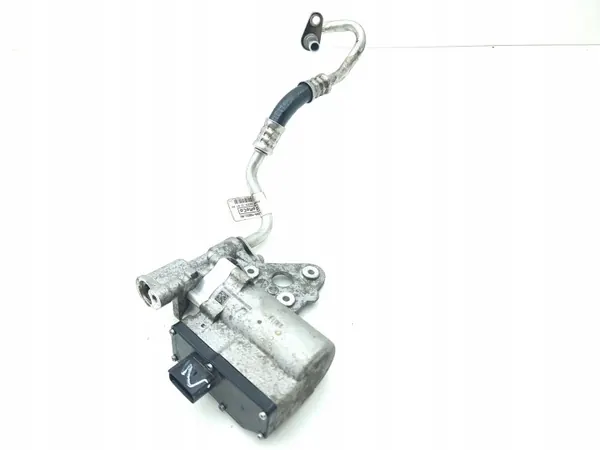 Oljepump Ford Kuga III 2023 OEM LX687P086AB image 2