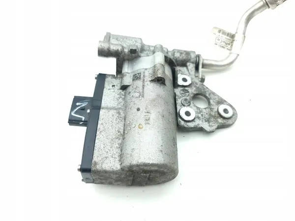 Oljepump Ford Kuga III 2023 OEM LX687P086AB image 4