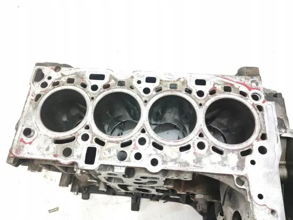 OEM 7823030 Moottorilohko BMW MINI Cooper 1.6D:lle image 6