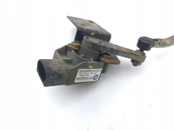 Sensor suspensão pneumática dianteira OEM 68164092AA - Jeep image 7