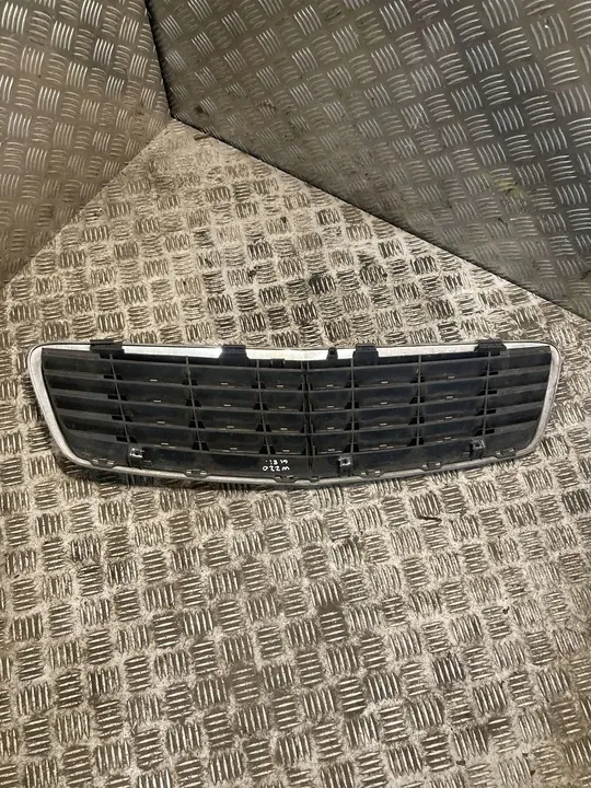 Mercedes-Benz S W220 Rear Bumper Vent Grille OEM image 3