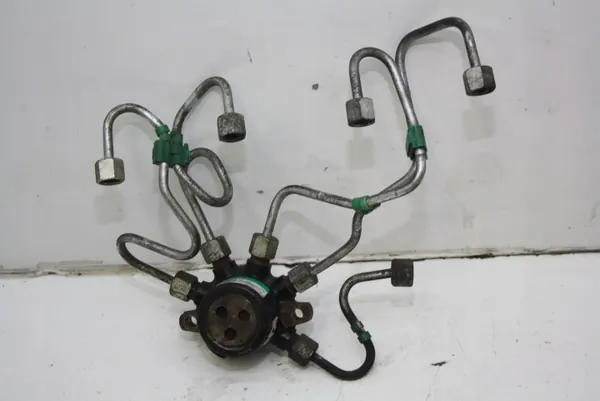 Distributeur de Carburant OEM 8200584034 Renault 1.5 DCI image 2