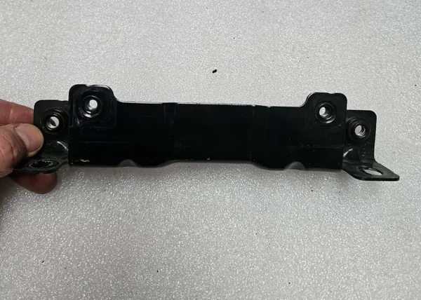 Mercedes GLC etutukipalkki OEM A2066223000 image 4