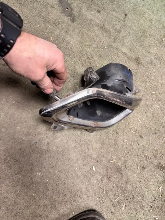 OEM A52106-48020 Diffuseur Pot d'échappement Lexus RX image 4