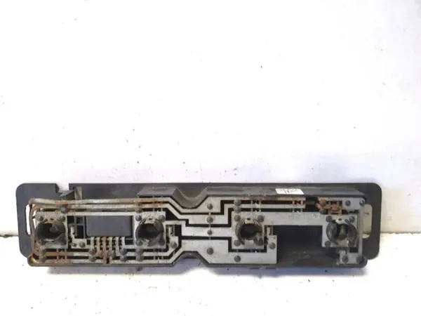 OEM 36720751 Takavalon liitin Peugeot Expertille image 2