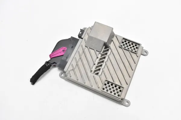 OEM A2059007544 Audioversterker voor Mercedes W205 image 2