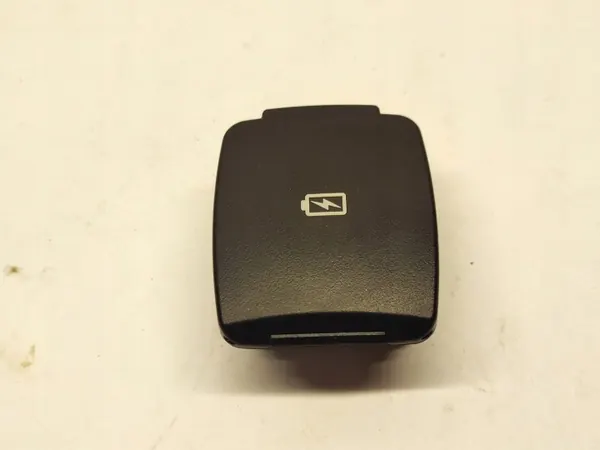 Prise USB Ford F150 OEM FB53045N67A 2019 image 5