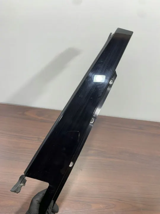 Junta ventana trasera Alfa Romeo Stelvio OEM 156108452 image 5