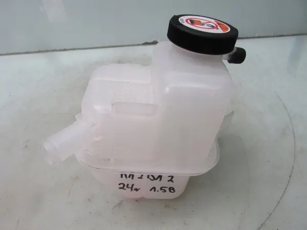 Mazda 2 KB 1.5 24R vattentankutjämnare OEM image 3