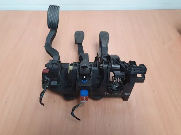 Bremspedalbaugruppe Fiat Fiorino III 1611233 image 2