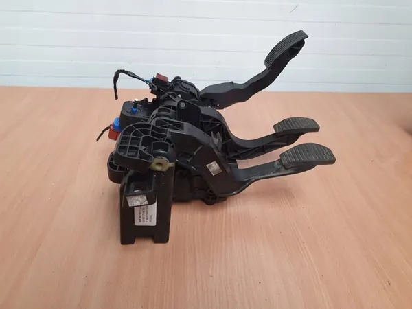 Bremspedalbaugruppe Fiat Fiorino III 1611233 image 5