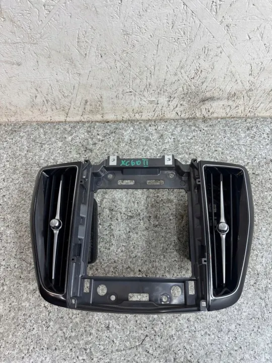 Panneau de ventilation radio OEM 31477275 pour Volvo XC60 II 2017- image 5