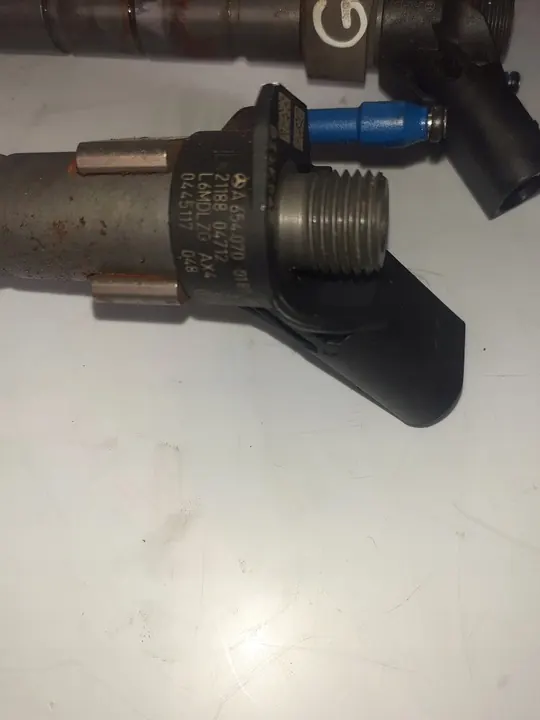 INYECTOR MERCEDES CDI 200 E 213 A6540700187 image 7