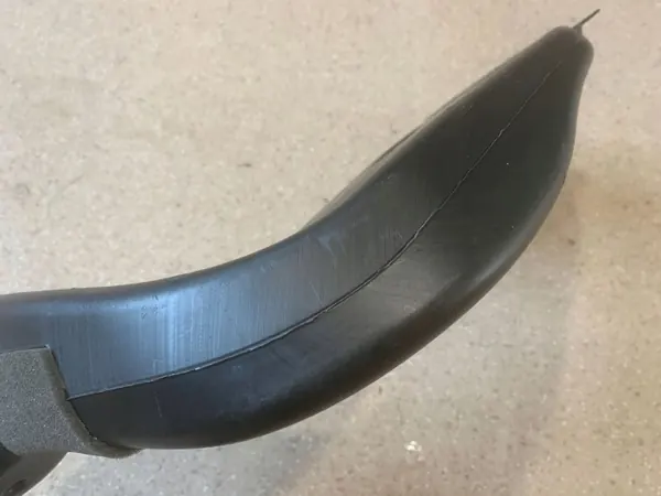 Audi e-tron Luftkanal OEM 4KL819656 - Gebraucht image 3