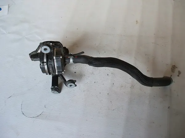 Kia OE 36900-2B000 Vattenpump image 2