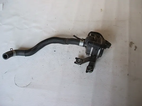 Kia OE 36900-2B000 Vattenpump image 3