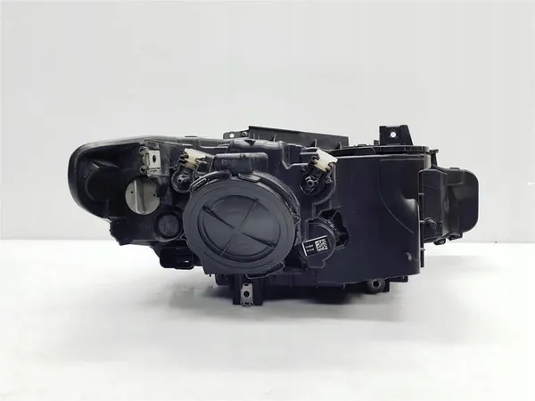 Farol esquerdo BMW 3 F30 F31 Halógeno OEM image 6